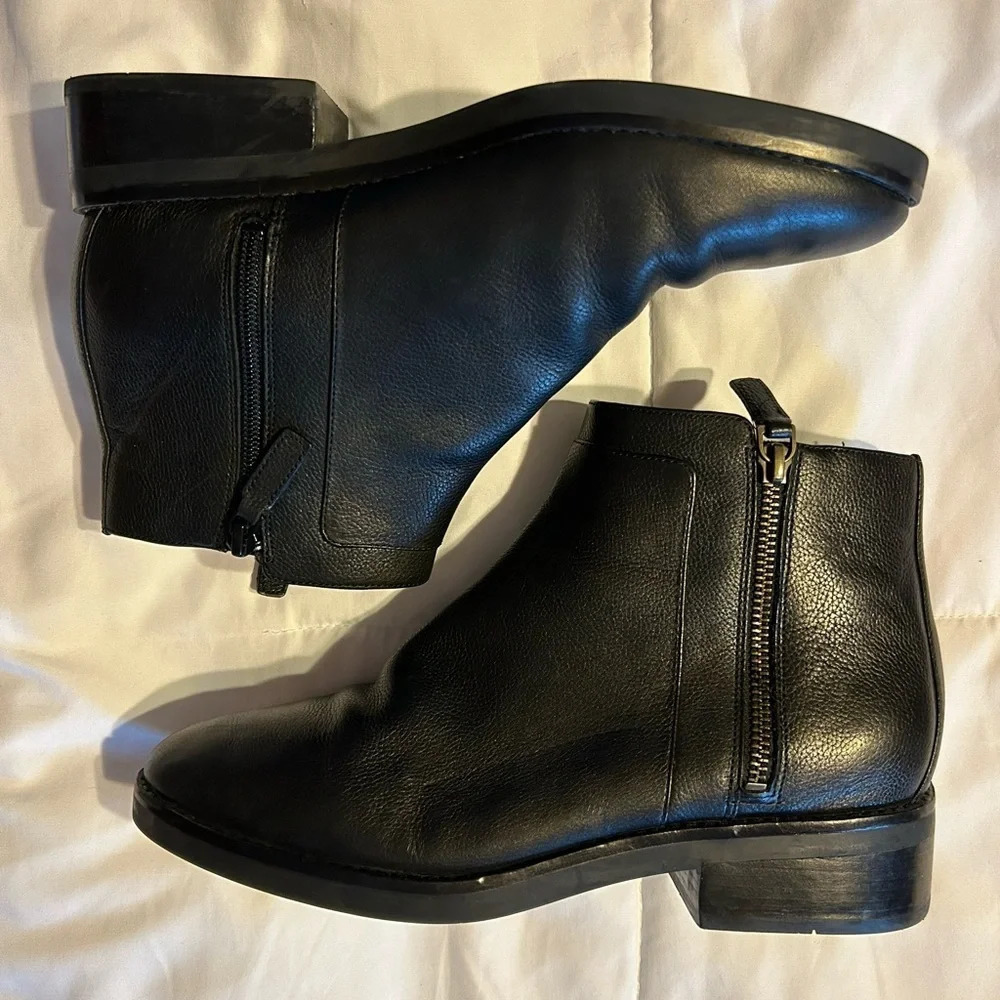 Cole Hahn double zipper Rene Ankle Black Leather Boots 9B